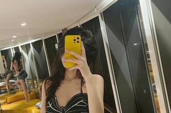 微密圈 – 喂，快来看！葛征最新原图，蝙蝠皮服竟然能这么穿的？
