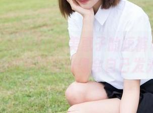 魅妍社 – Mieko林美惠子的短裤私拍：为什么这条短裤好像会自己发光？