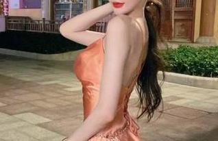 微密圈 – 最新图库里的黎允熙，红色蕾丝是清纯少女的另一面？