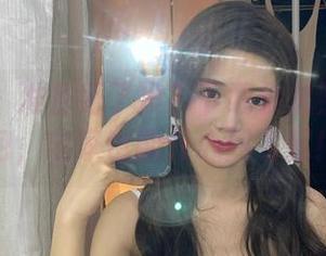 微密圈 – 准备好了没？下载黎允熙女仆图包，宅家也能开心到飞起！