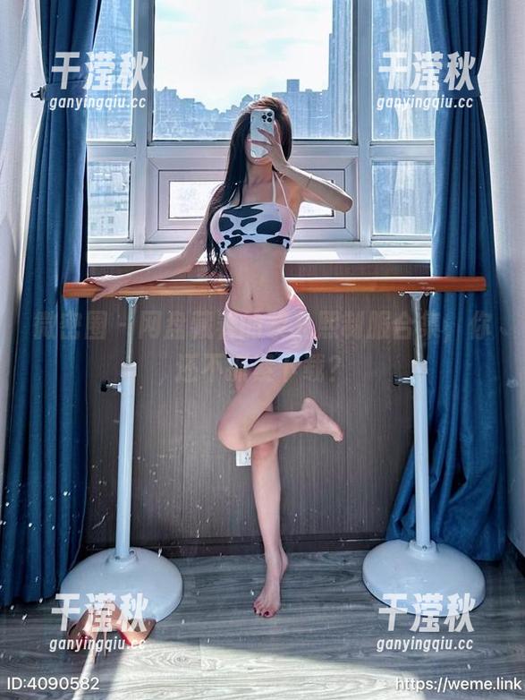 黎允熙 微密圈 - 网盘藏着的黎允熙制服合集,你还不抓紧下载?