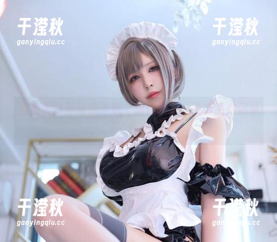 黑白御猫 当魔太郎圣诞兔子遇上黑白御猫,最新照片记录了什么?